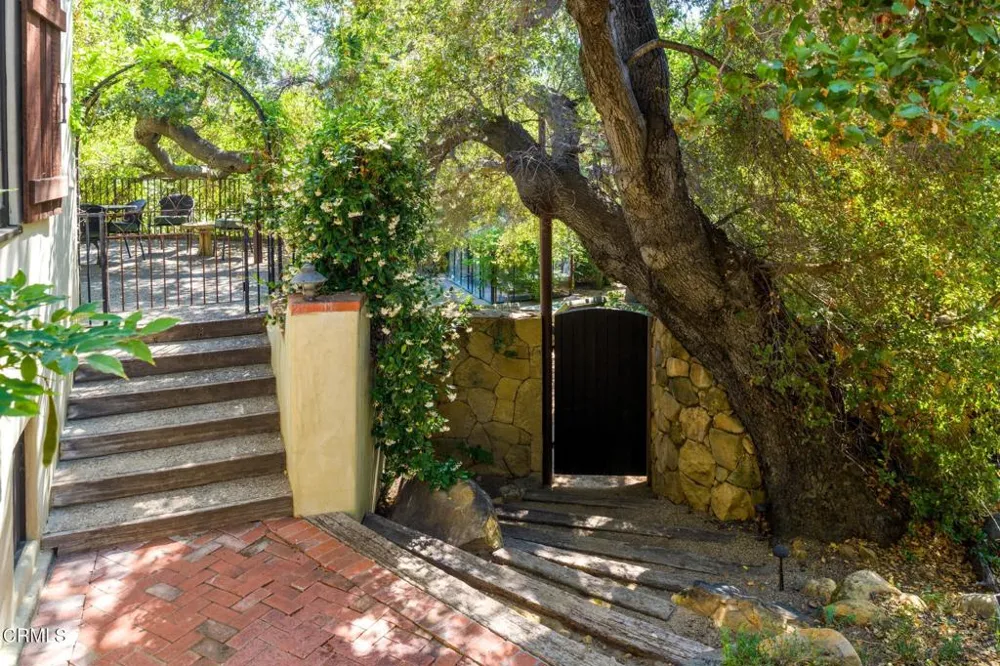 520 Foothill Road Ojai, CA 93023
