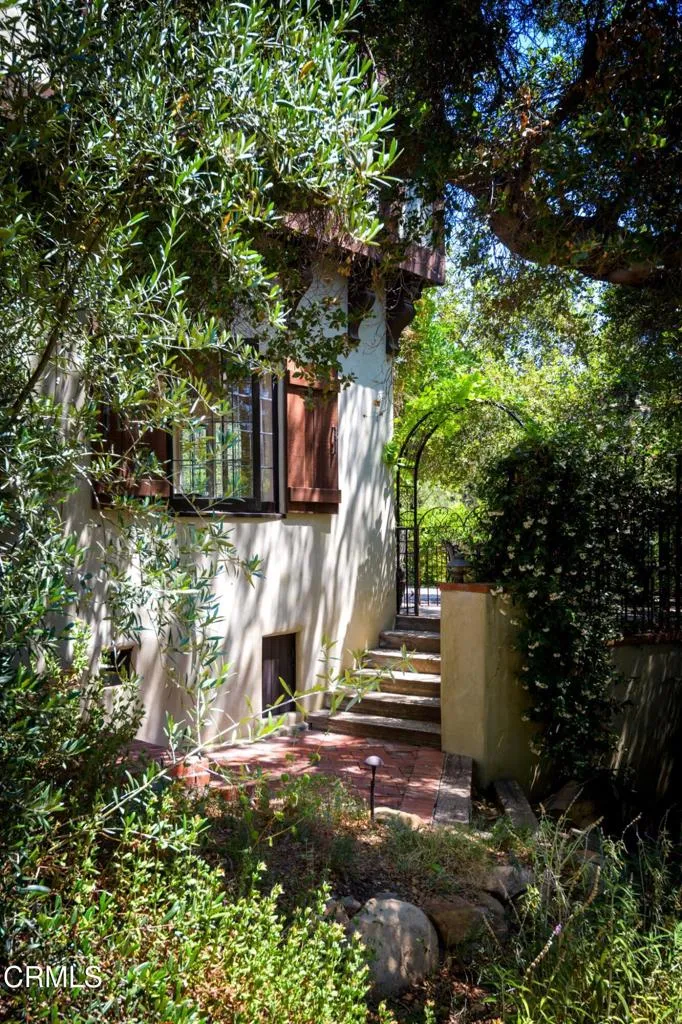 520 Foothill Road Ojai, CA 93023