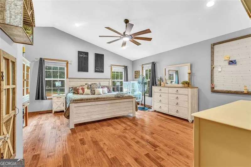 340 TOM BELL RD Milner, GA 30257