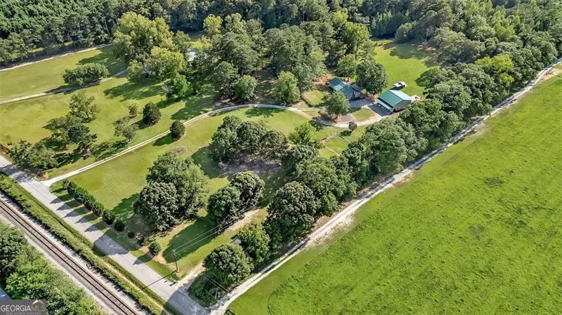 340 TOM BELL RD Milner, GA 30257