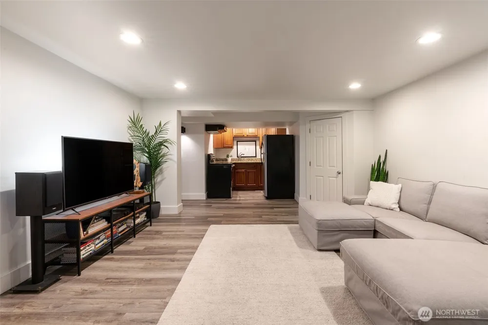 12840 Renton Avenue S #lower Seattle, WA 98178