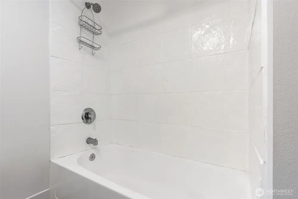 12840 Renton Avenue S #lower Seattle, WA 98178