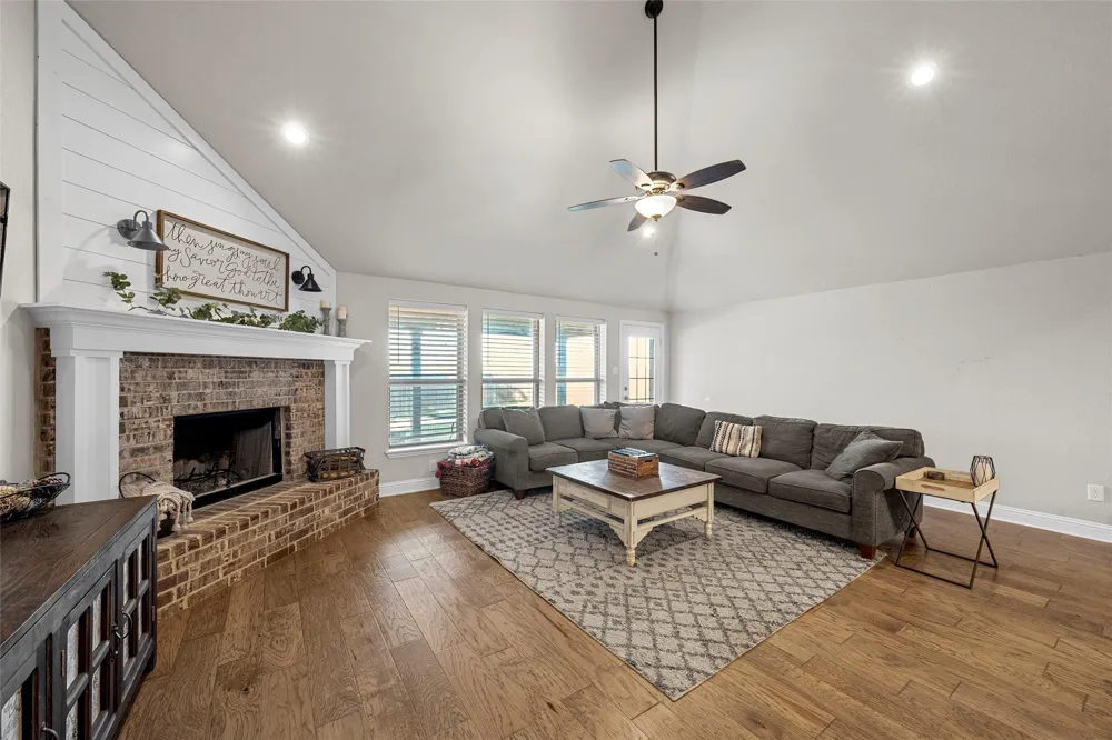 903 Dublin Court McGregor, TX 76657