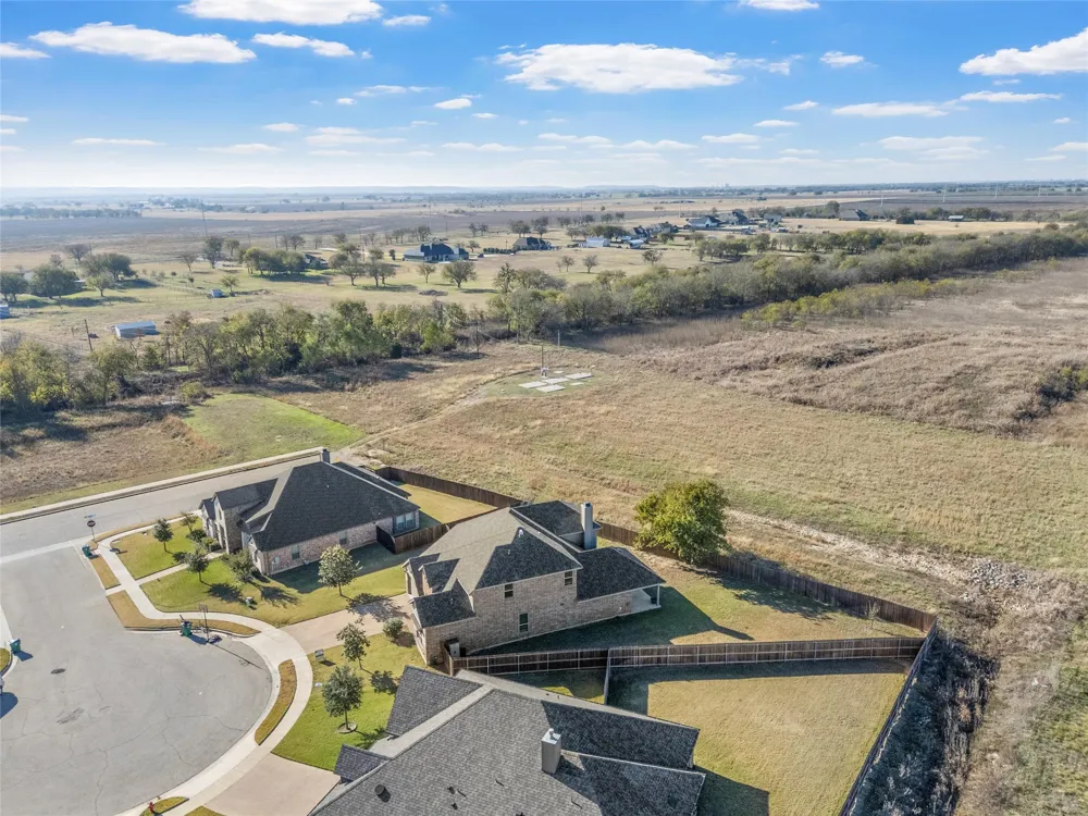 903 Dublin Court McGregor, TX 76657