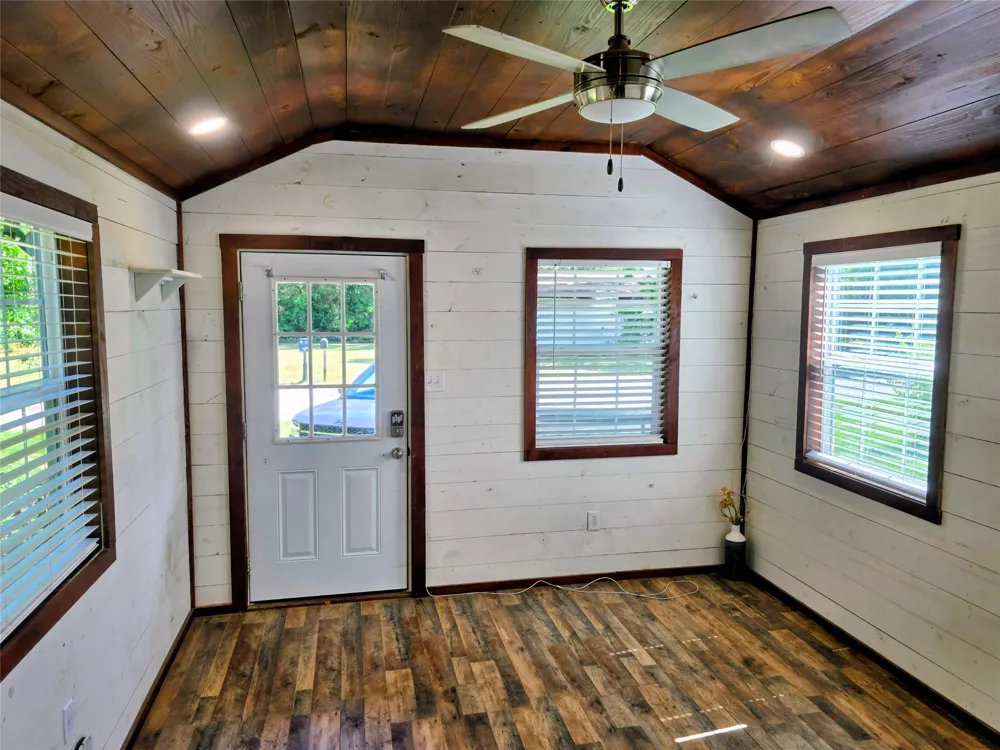 710 County Road 2298 Mineola, TX 75773