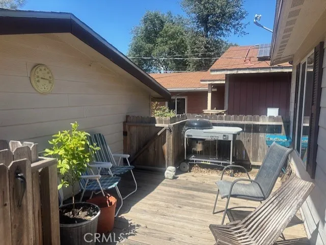 16192 27th Clearlake, CA 95422
