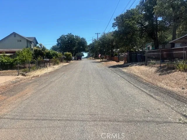 16192 27th Clearlake, CA 95422