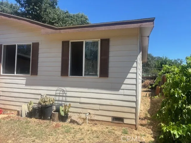 16192 27th Clearlake, CA 95422