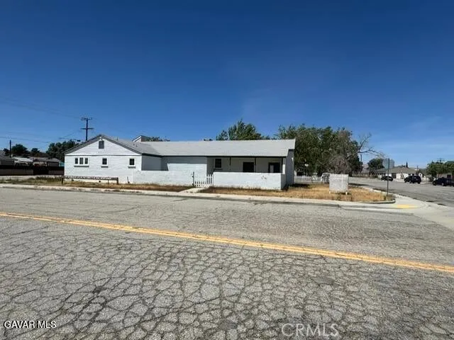 2069 Inyo Mojave, CA 93501