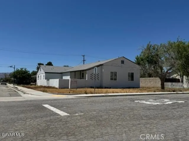 2069 Inyo Mojave, CA 93501