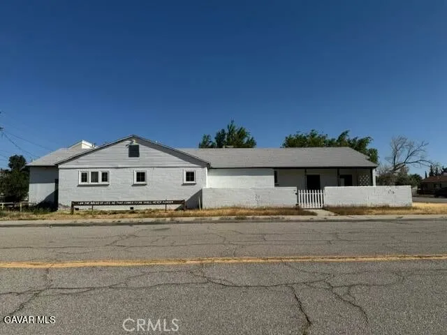 2069 Inyo Mojave, CA 93501