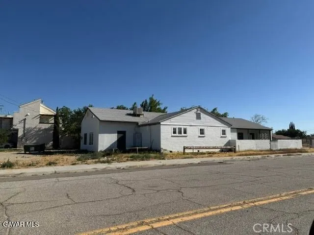 2069 Inyo Mojave, CA 93501
