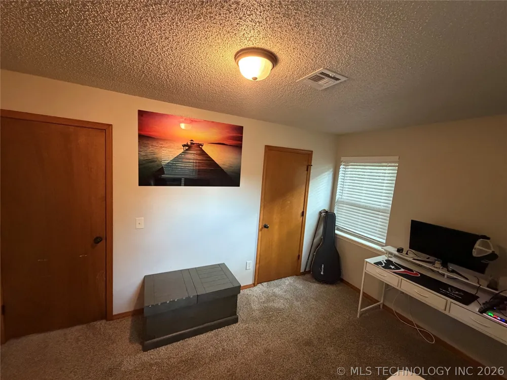 501 W Creek Drive Okmulgee, OK 74447