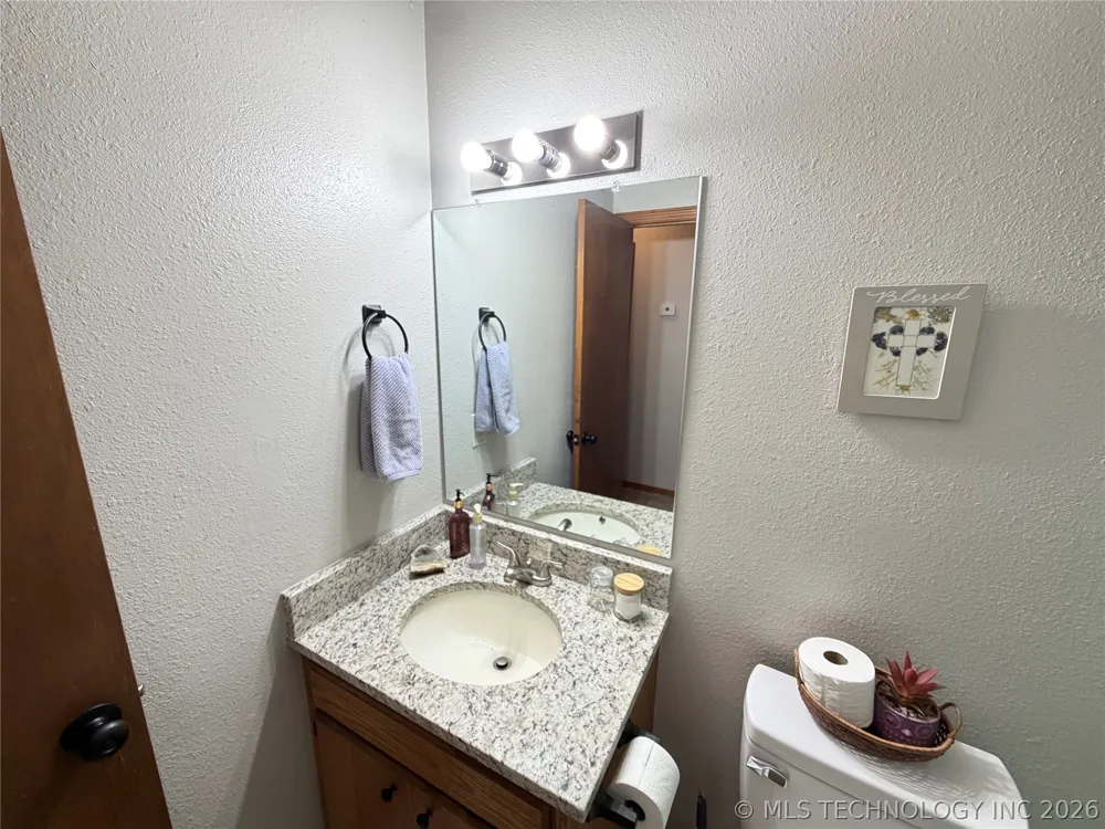 501 W Creek Drive Okmulgee, OK 74447