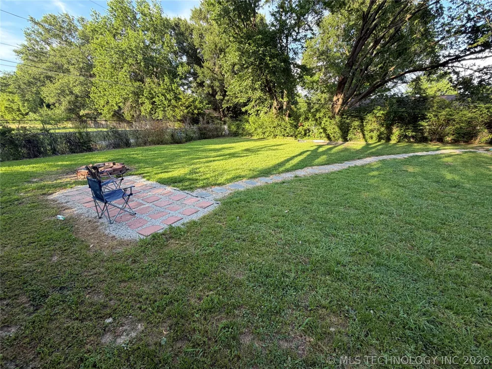 501 W Creek Drive Okmulgee, OK 74447