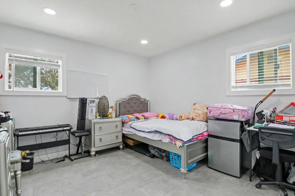 8032 Poplin Drive Santee, CA 92071