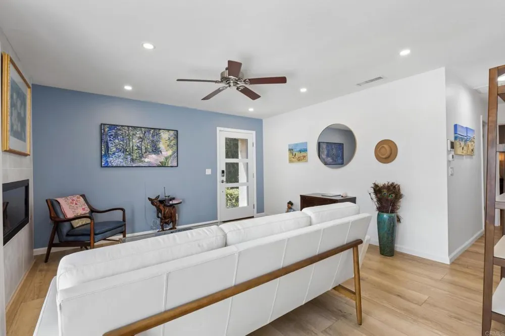 1245 Evergreen Drive Cardiff by the Sea, CA 92007