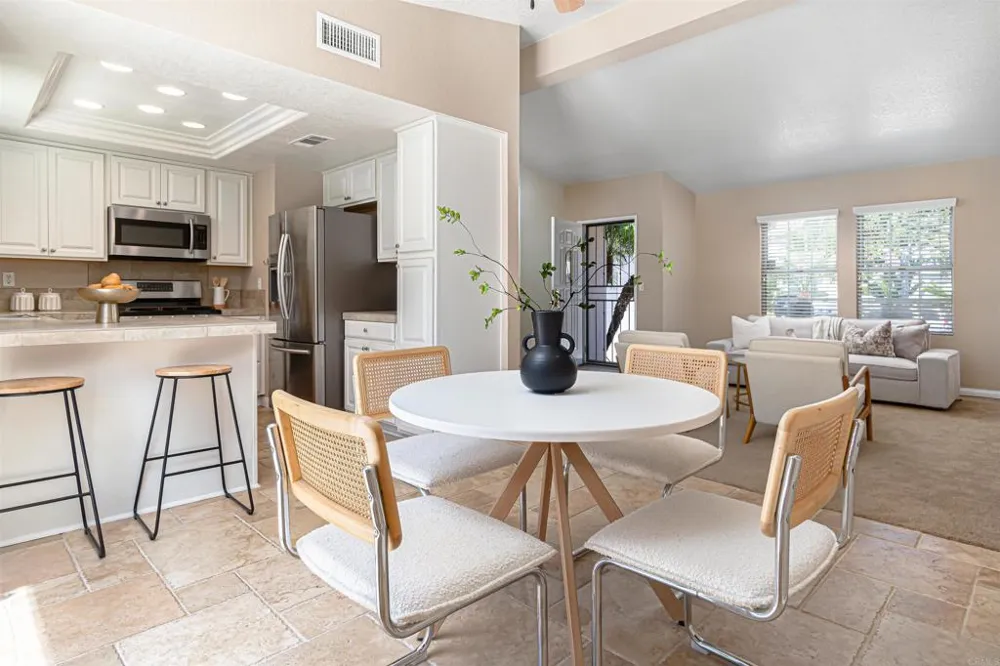 2218 Galvani Lane Vista, CA 92084