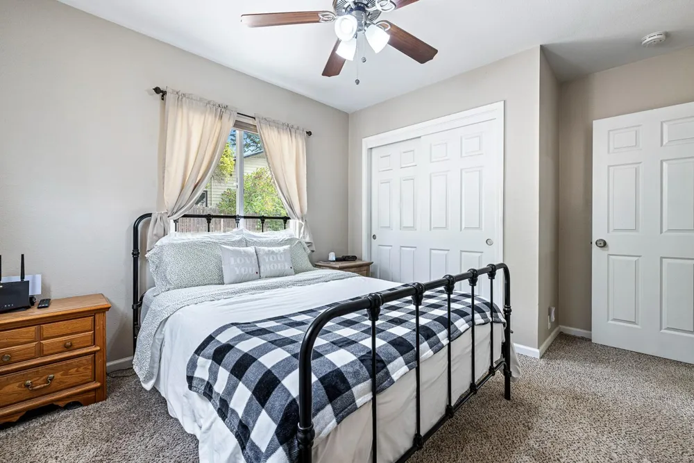 34633 Robles Road Auberry, CA 93602