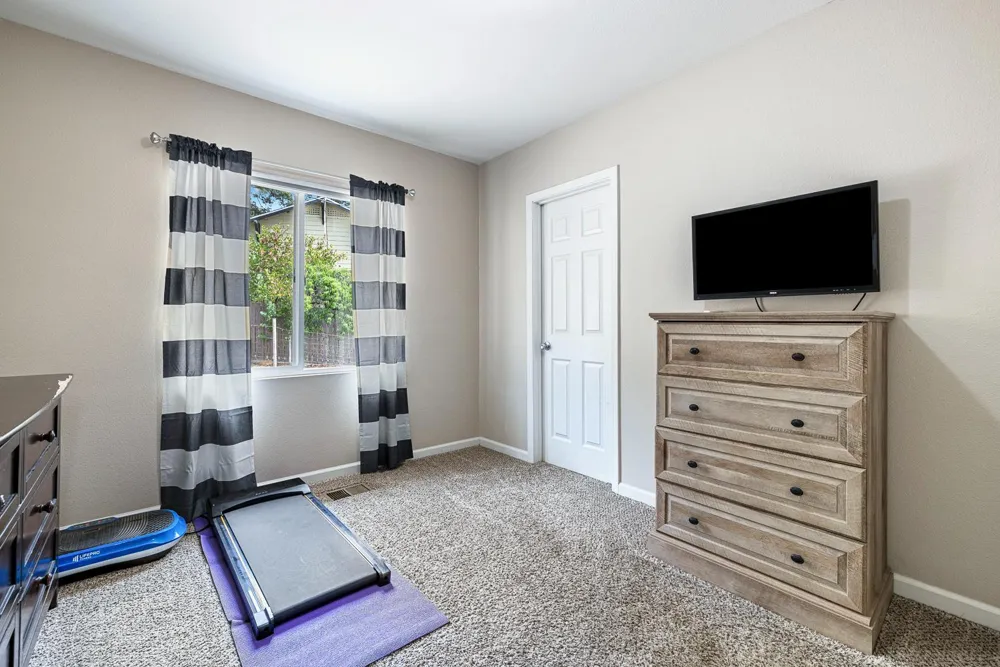 34633 Robles Road Auberry, CA 93602