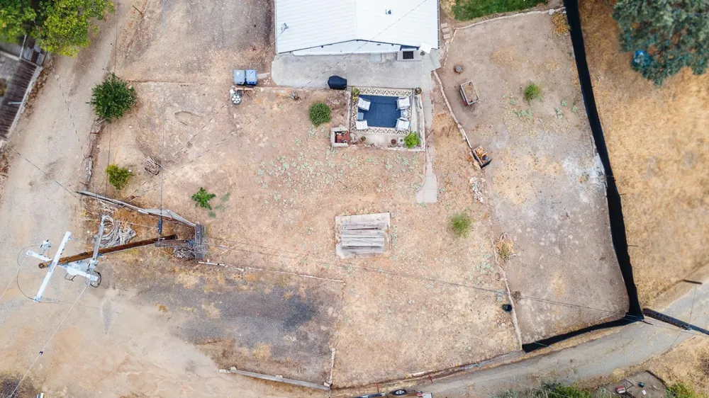 34633 Robles Road Auberry, CA 93602