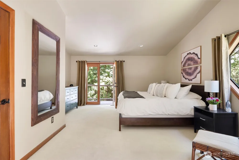 28536 NE Tolt Hill Road Carnation, WA 98014