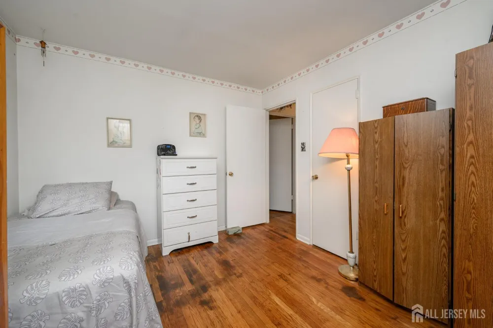 405 Magnolia Road Mount Laurel, NJ 08054
