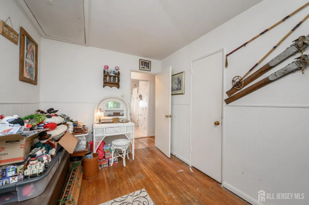405 Magnolia Road Mount Laurel, NJ 08054