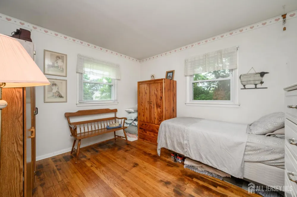 405 Magnolia Road Mount Laurel, NJ 08054