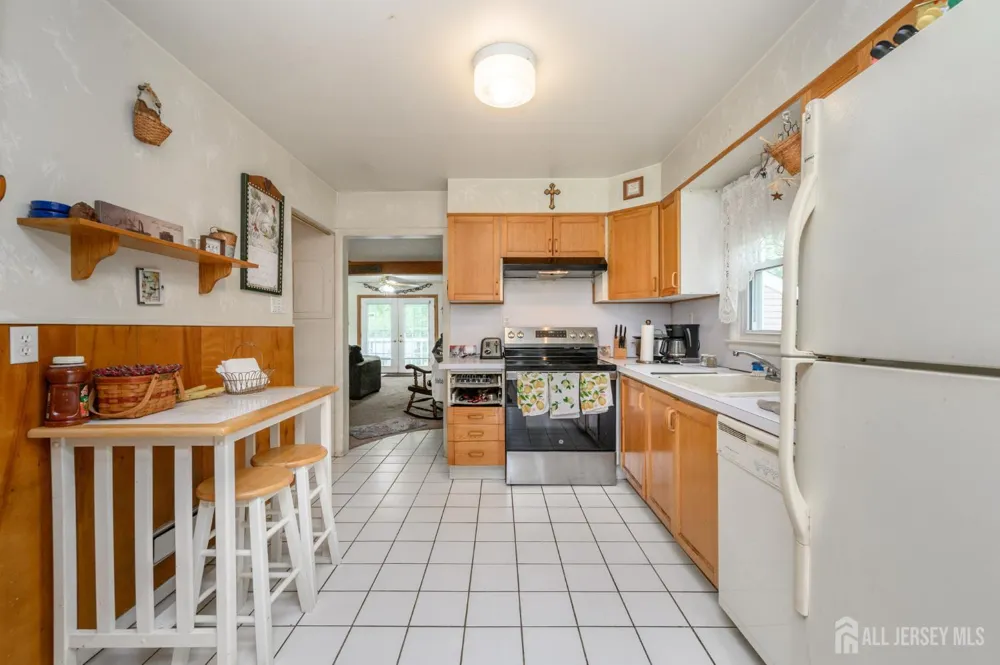 405 Magnolia Road Mount Laurel, NJ 08054