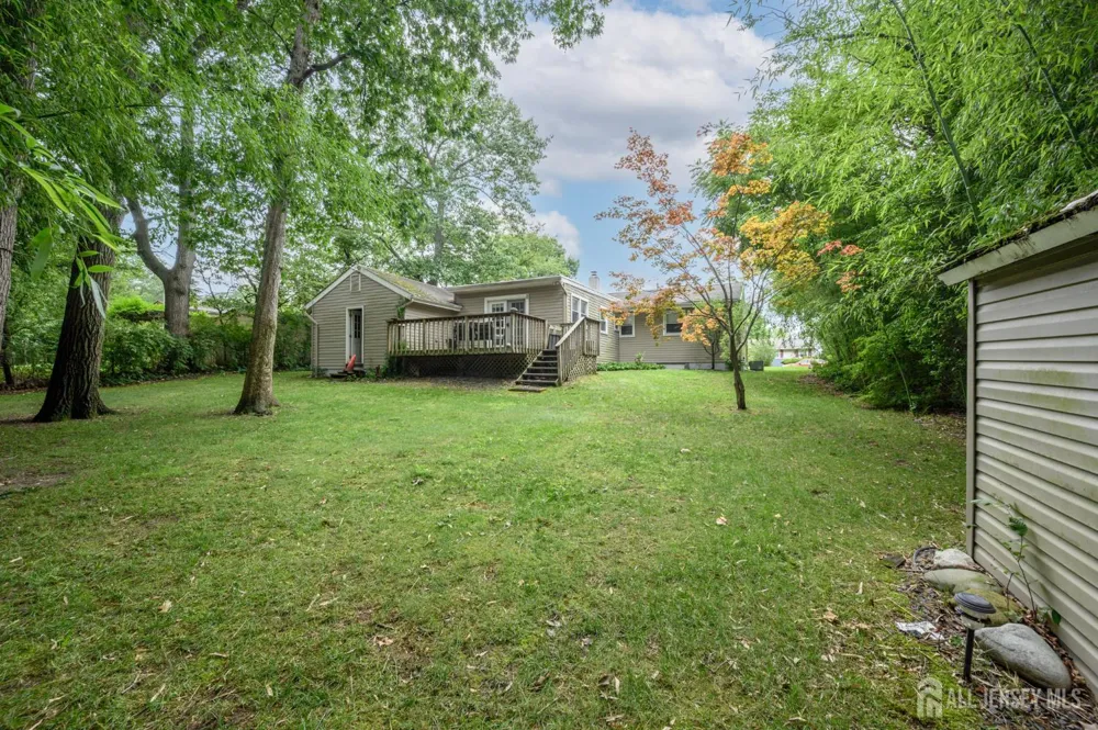 405 Magnolia Road Mount Laurel, NJ 08054