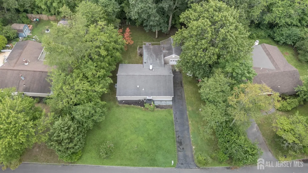 405 Magnolia Road Mount Laurel, NJ 08054
