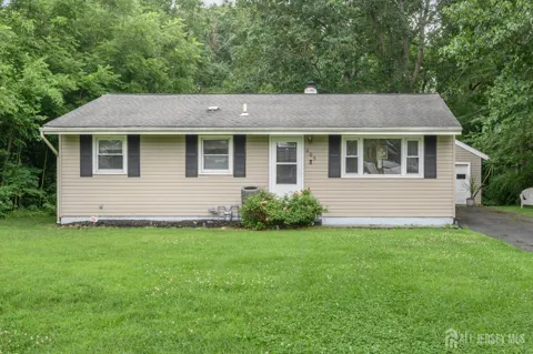 405 Magnolia Road