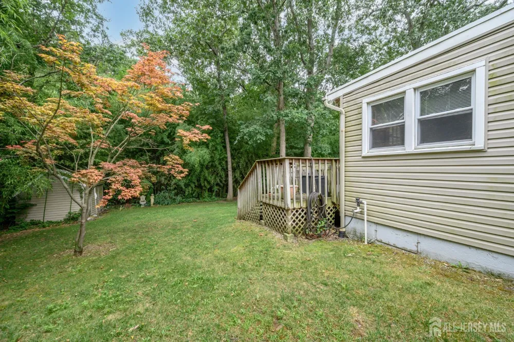 405 Magnolia Road Mount Laurel, NJ 08054