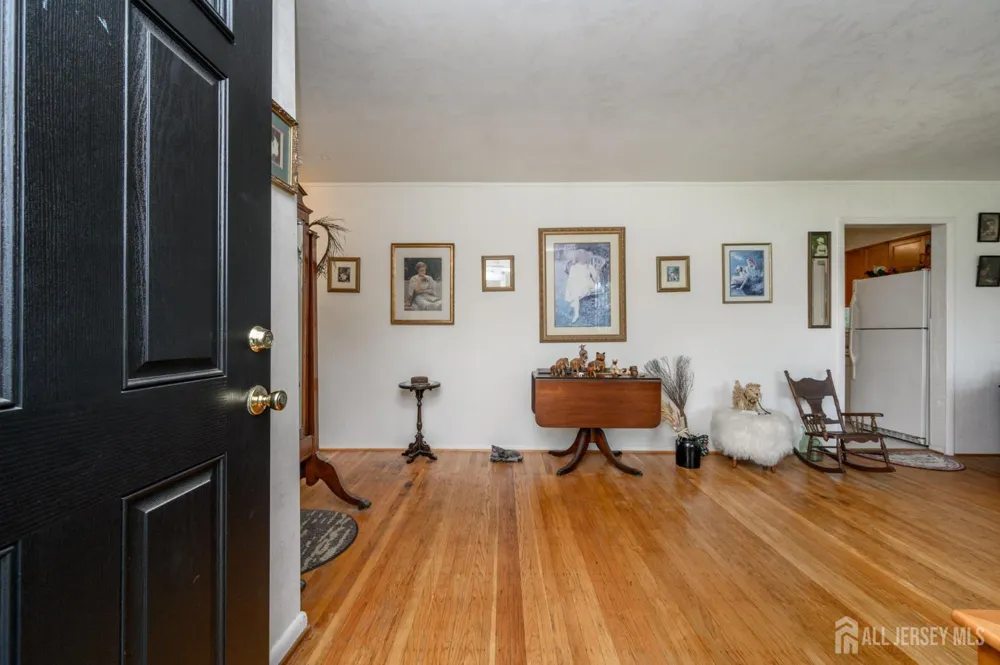 405 Magnolia Road Mount Laurel, NJ 08054
