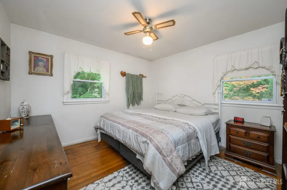 405 Magnolia Road Mount Laurel, NJ 08054