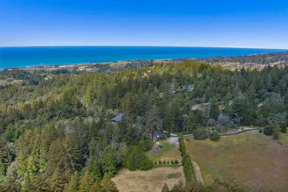 575 Brisa Del Mar Santa Cruz, CA 95060