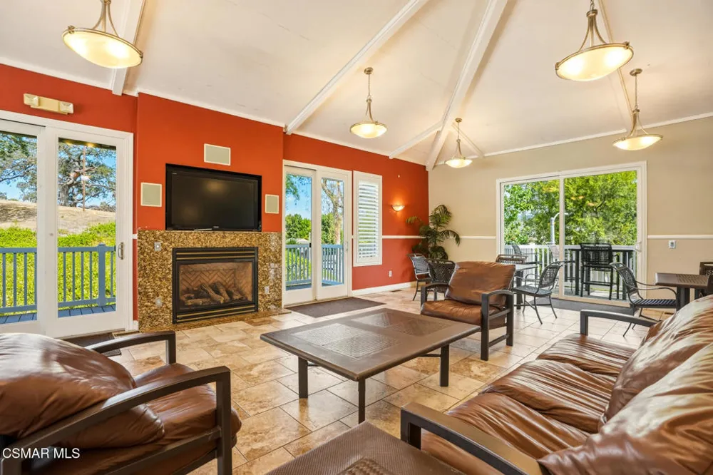 28638 Conejo View Drive Agoura Hills, CA 91301