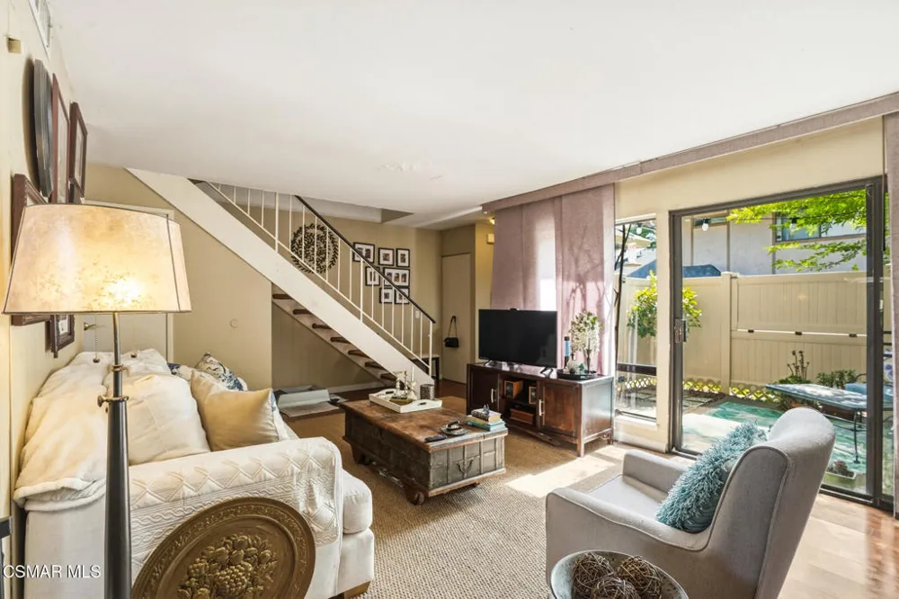 28638 Conejo View Drive Agoura Hills, CA 91301