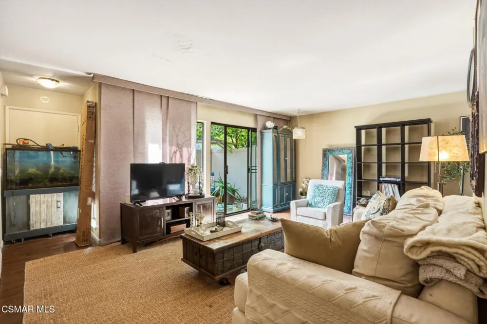 28638 Conejo View Drive Agoura Hills, CA 91301