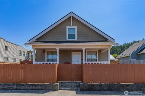 110 S Gold Street