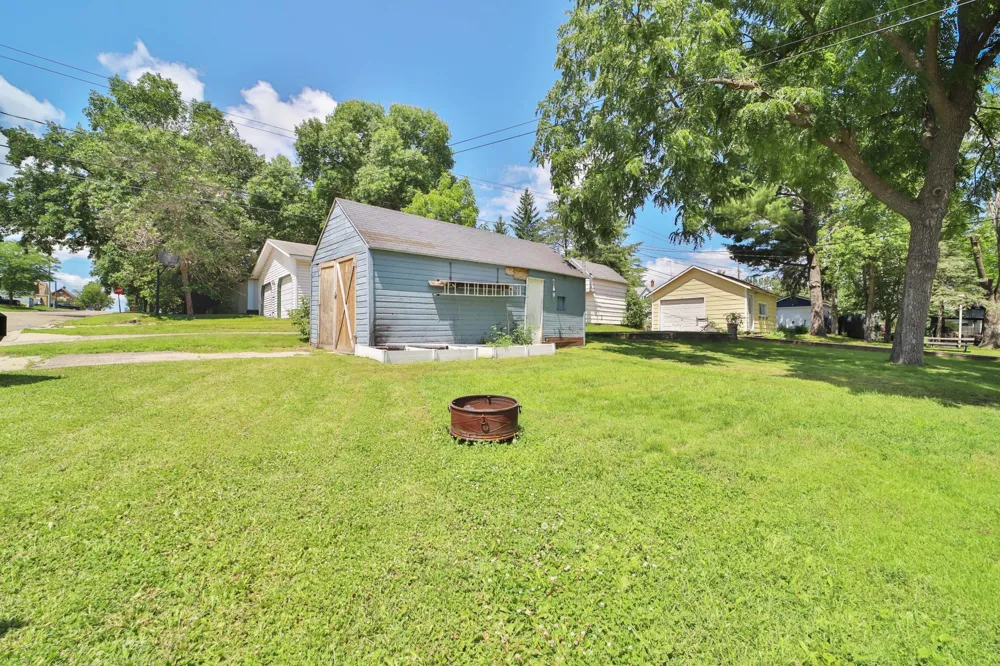 403 8th Street NE Staples, MN 56479