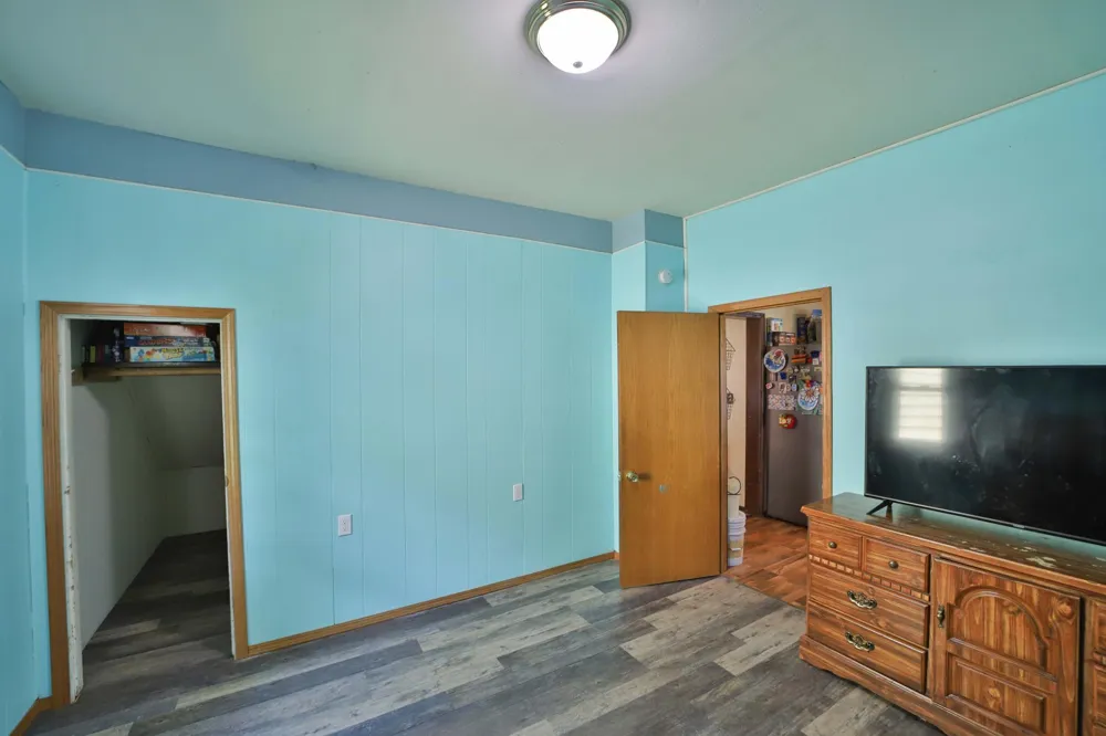 403 8th Street NE Staples, MN 56479