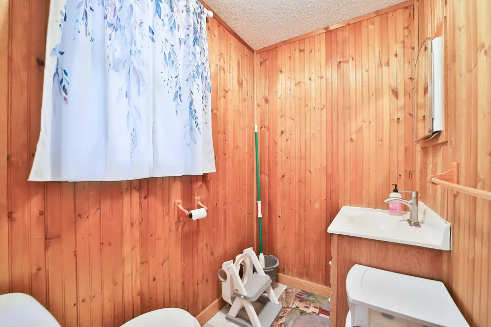 403 8th Street NE Staples, MN 56479