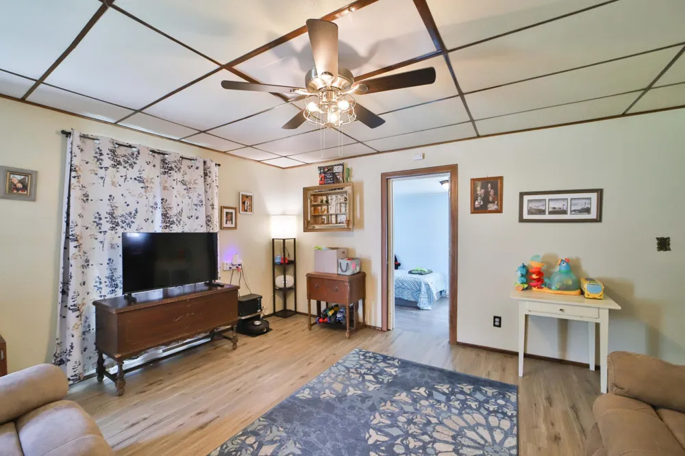 403 8th Street NE Staples, MN 56479