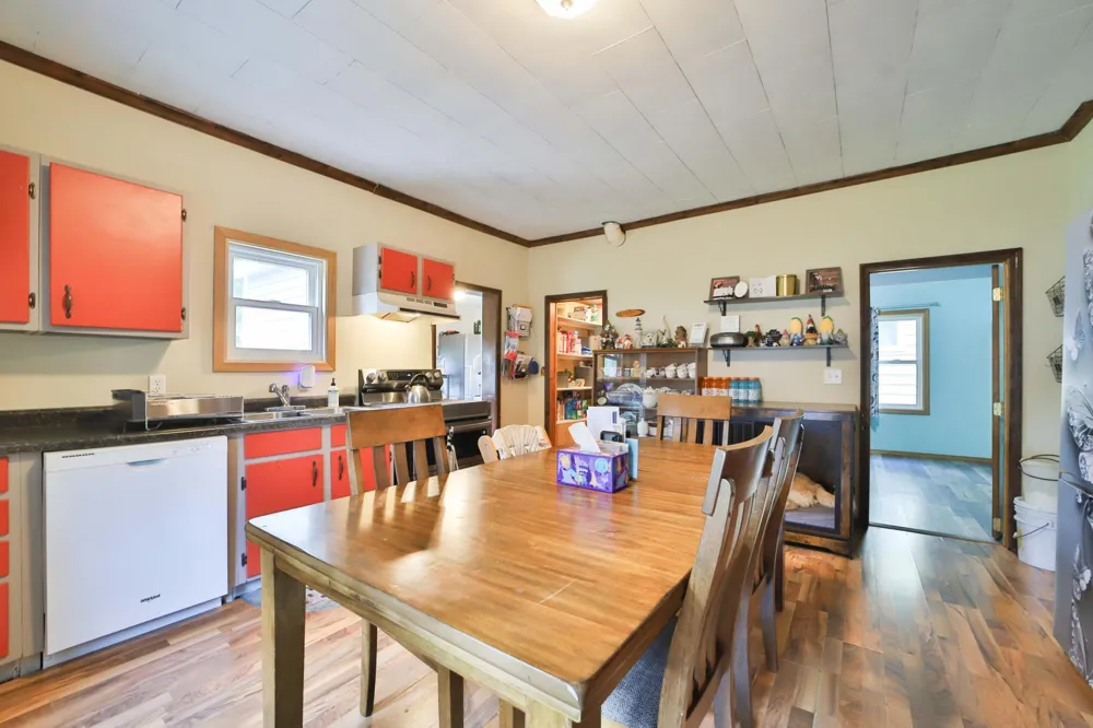 403 8th Street NE Staples, MN 56479