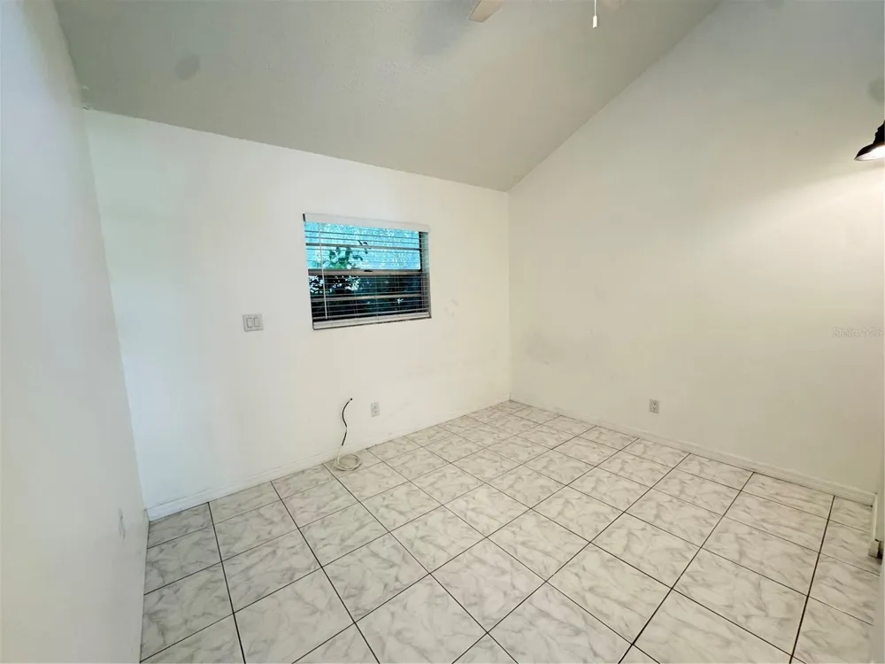 215 FERNWOOD ST Leesburg, FL 34748