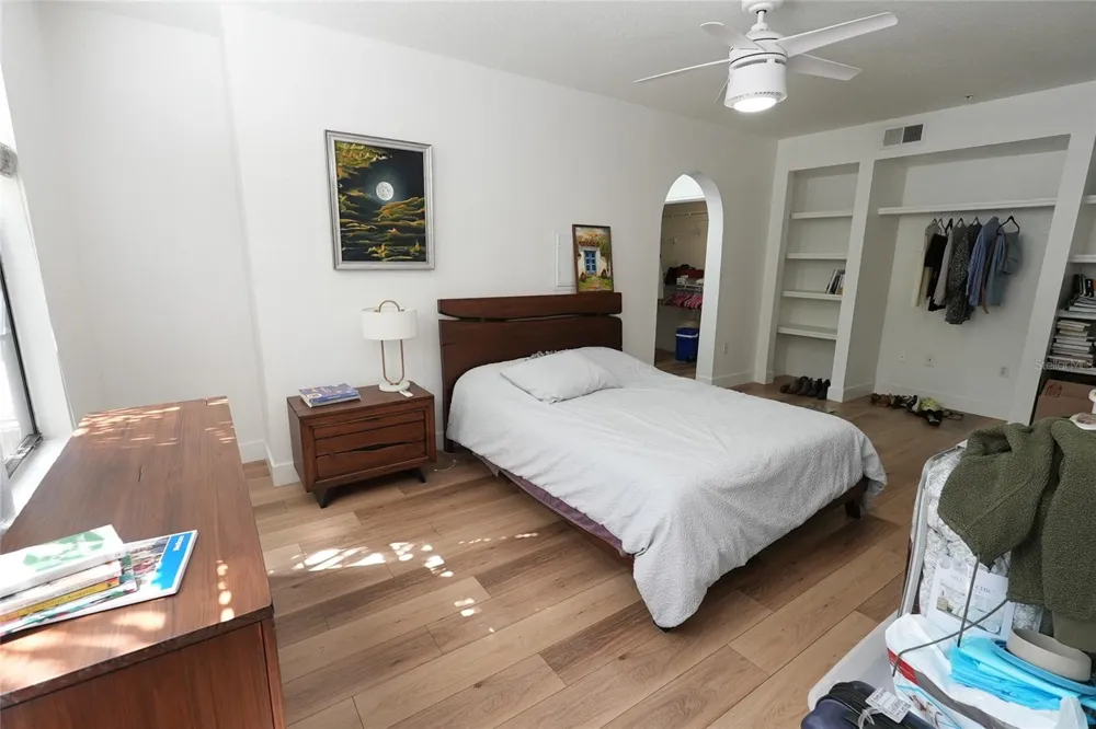 911 ORANGE AVENUE #248 Orlando, FL 32801