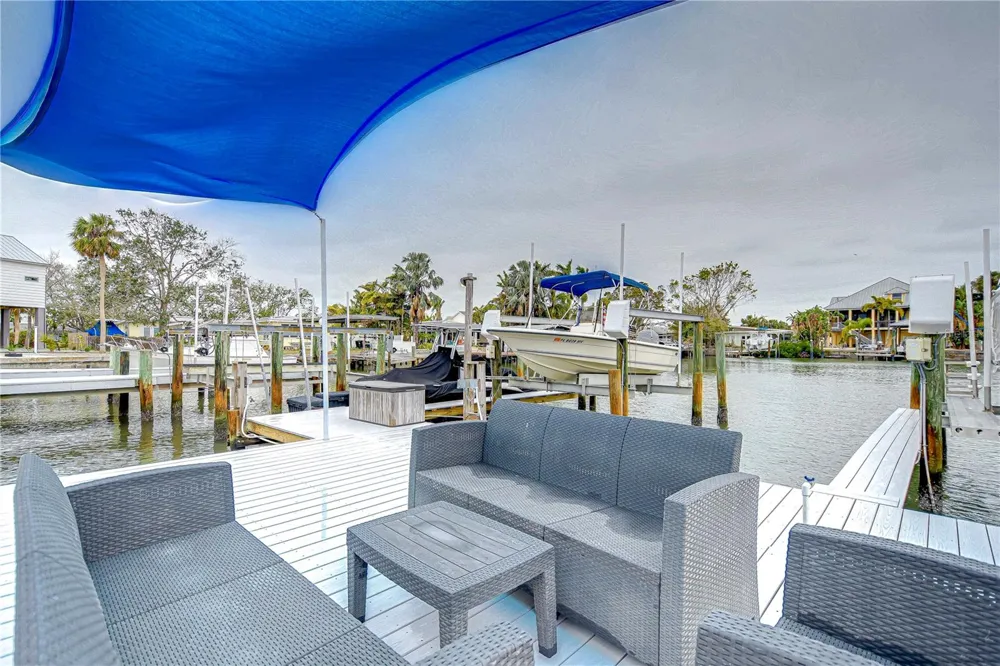 300 VENETIAN DRIVE #3 Clearwater, FL 33755