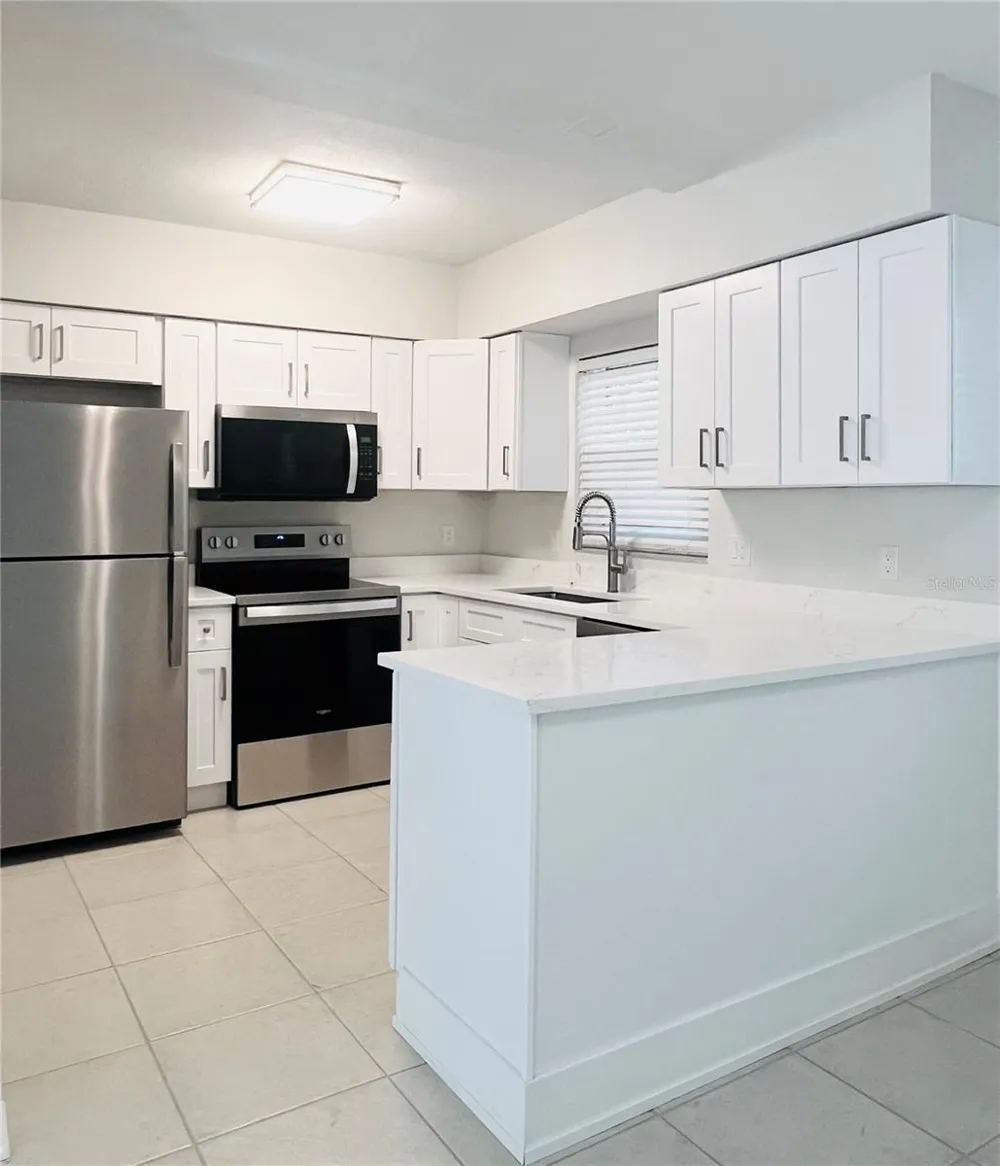 300 VENETIAN DRIVE #3 Clearwater, FL 33755